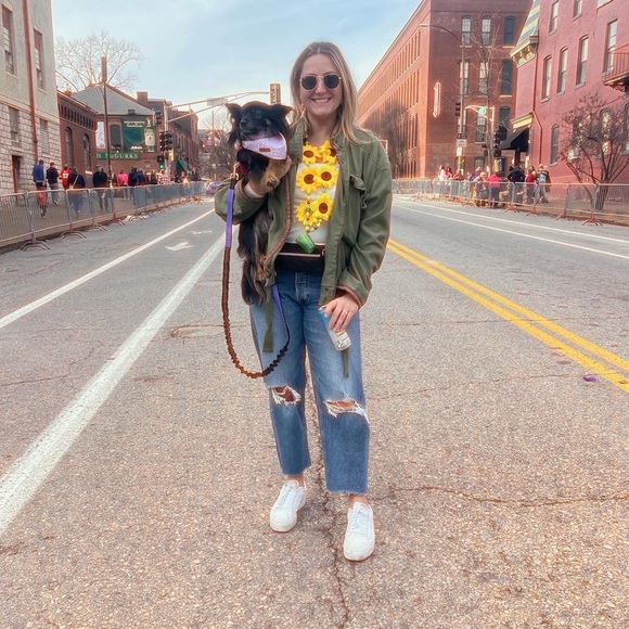 Meet your Posher, Madison - Picture 7 of 14